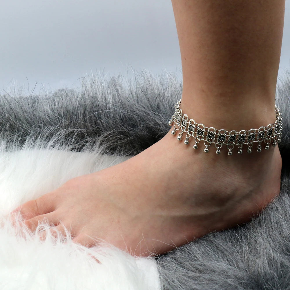 Boho Bells Tassel Anklet β Vintage Carved Flower Foot Chain for Summer & Beachwear - Oria Jewel