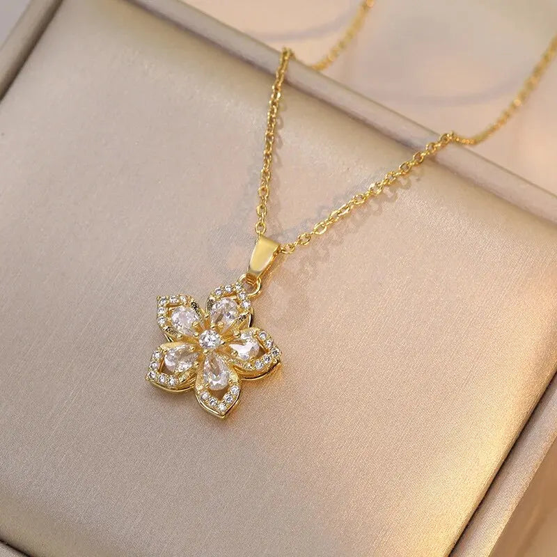 Zircon Flower Pendant Necklace - Oria Jewel