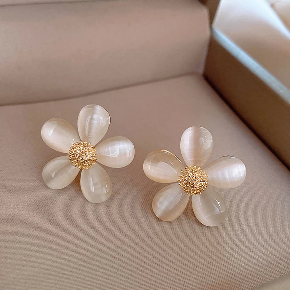 ZAKOL Crystal Flower Earrings - Oria Jewel