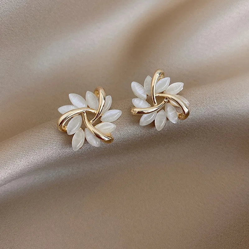 ZAKOL Crystal Flower Earrings - Oria Jewel