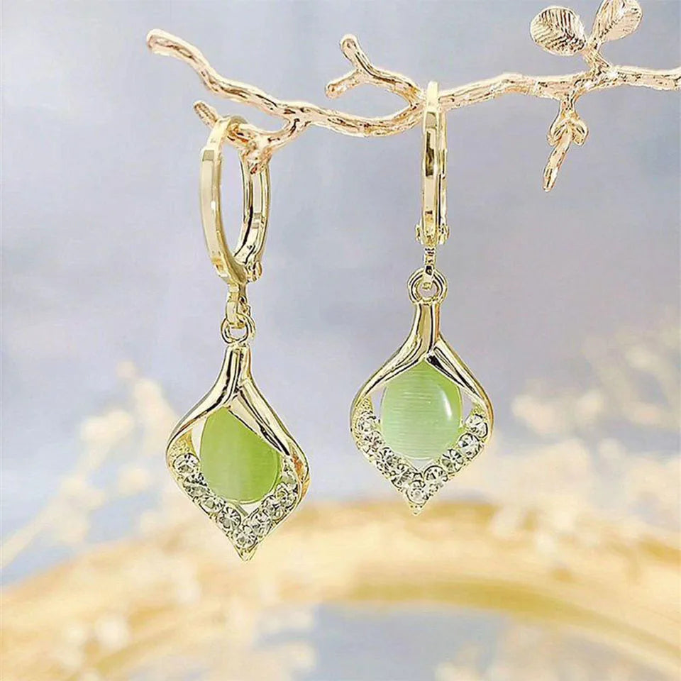 Fashion Korean Angel Eye Earrings Gold Color Plated Rhinestones Inlay Tulip Petal Hoop Earring Women&