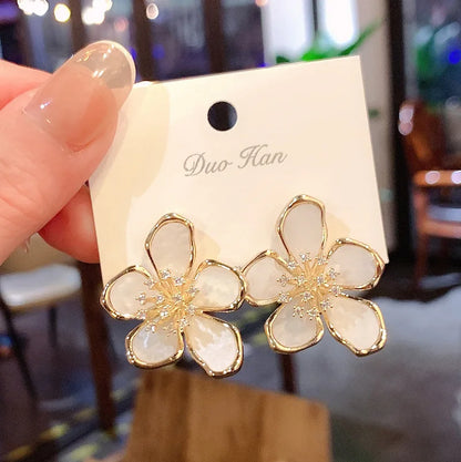 ZAKOL Crystal Flower Earrings - Oria Jewel