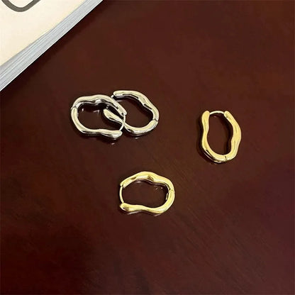 Smooth Metal Hoop Earrings - Oria Jewel