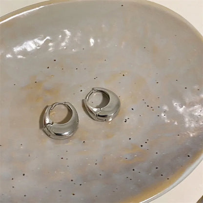 Smooth Metal Hoop Earrings - Oria Jewel