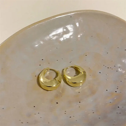 Smooth Metal Hoop Earrings - Oria Jewel
