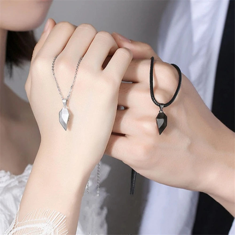 Good Simple Quality Couple Pendant Necklace Electrocardiogram,Magnetic Heart,Pendant Splicing Necklace Valentine&