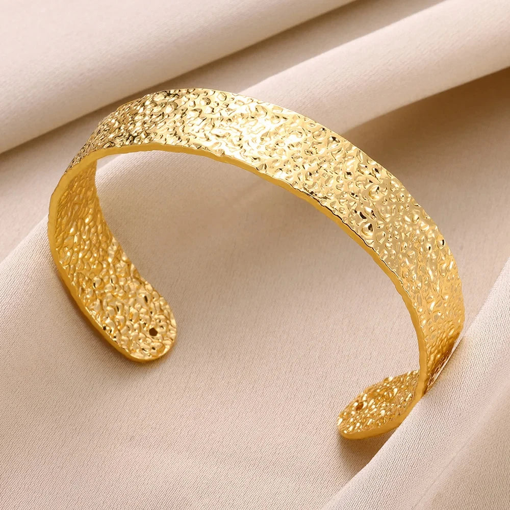 Gold Classic Cuff Bracelet - Oria Jewel