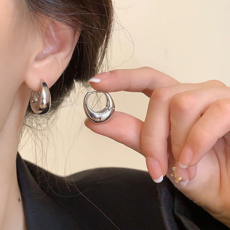 Punk Oval Hoop Earrings Metallic Geometric Ear Buckle Minimalist Style U-shaped Ear Buckle Daily Life Earring Accessories - Oria Jewel
