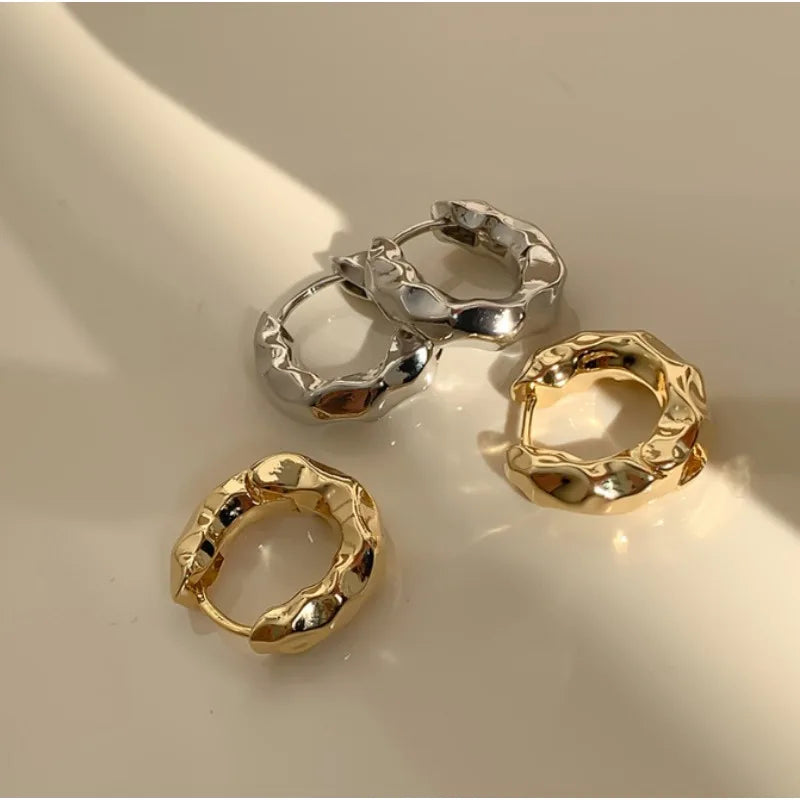Smooth Metal Hoop Earrings - Oria Jewel