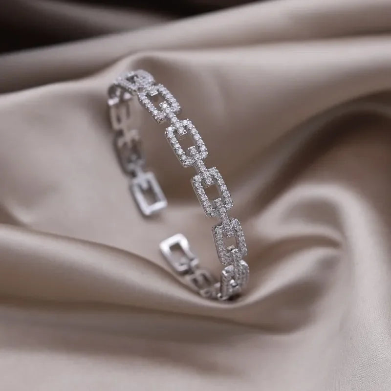Gold X Cuff Bracelet - Oria Jewel