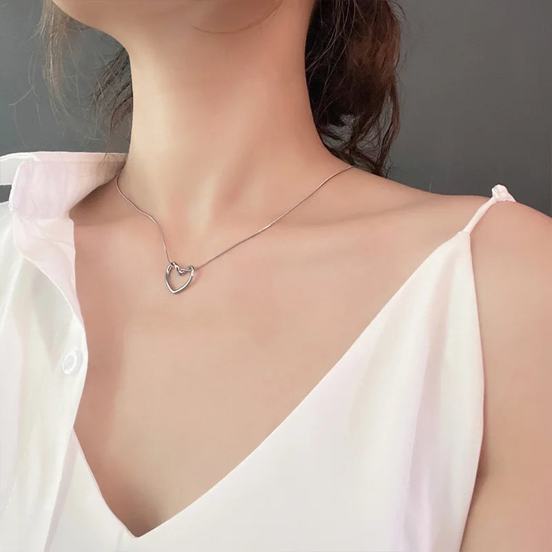Trendy Heart Pendant Necklace - Oria Jewel
