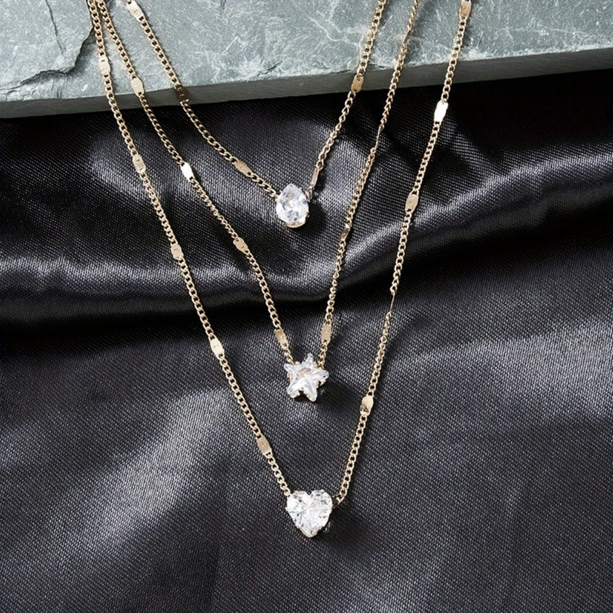 Multi-layer Five-pointed Star Heart Shape Water Drop Pendant Chain Necklace Alloy Material Glass Collarbone Chain Sexy Women&
