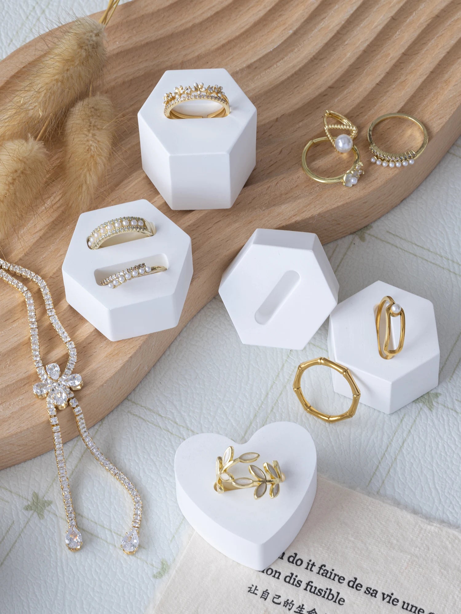 Gypsum white ring display stand holder ,Jewelry organizer props . couple ring display holders case , creative earrings box - Oria Jewel