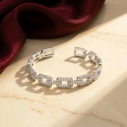 Veluxa Pavé Link Cuff