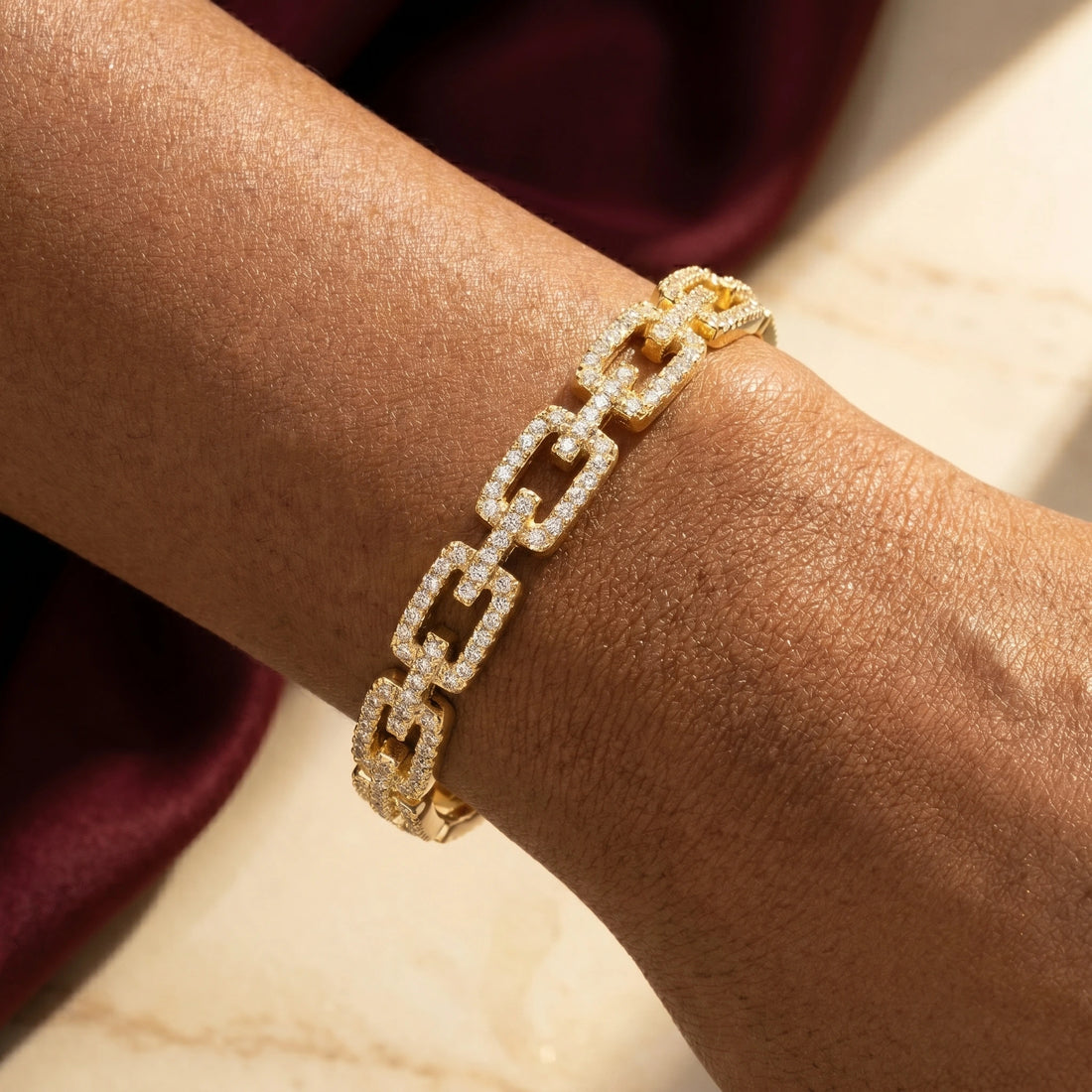 Veluxa Pavé Link Cuff
